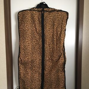 Leopard travel clothing bag